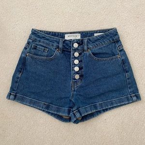 PacSun Jean Mom Short with Button Fly
